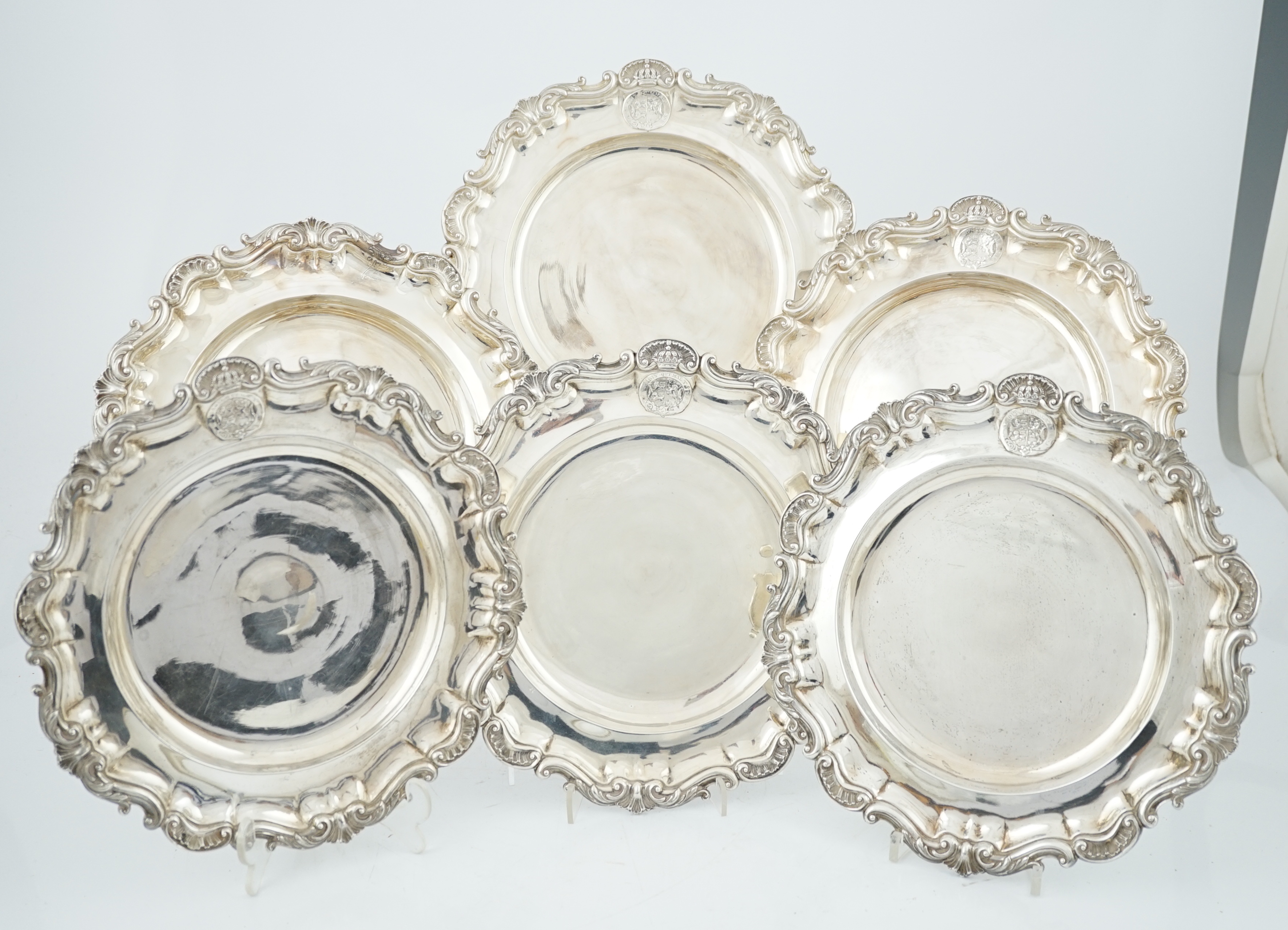 Duke of Brunswick Service: A set of six early Victorian silver dinner plates by John Mortimer & John Samuel Hunt